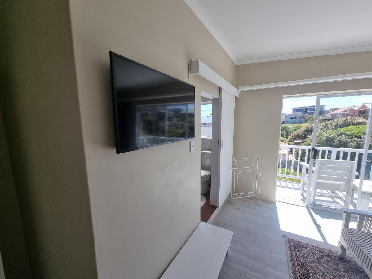 The Bay Lodge Gansbaai Bagian luar foto