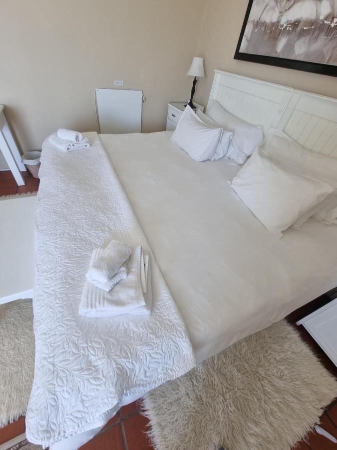 The Bay Lodge Gansbaai Bagian luar foto